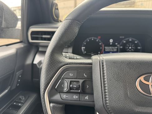 Used 2025 Toyota 4Runner TRD Off-Road Premium w/ Tow Technology Package image 23