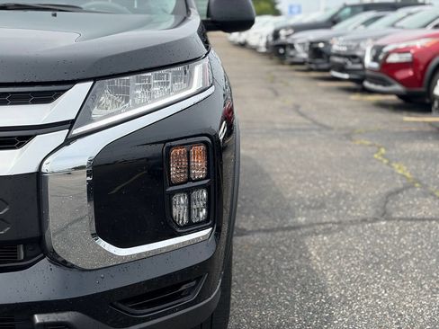 Used 2025 Mitsubishi Outlander Sport AWD image 4