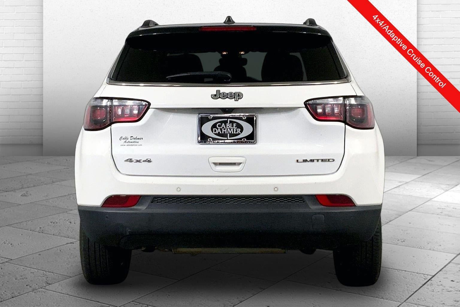 Used 2025 Jeep Compass Limited AWD/4WD image 3