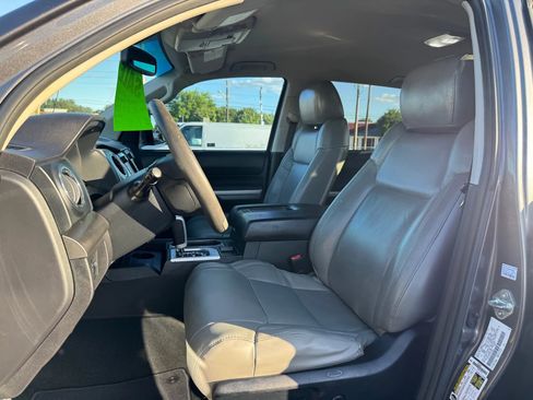Used 2014 Toyota Tundra SR5 image 5