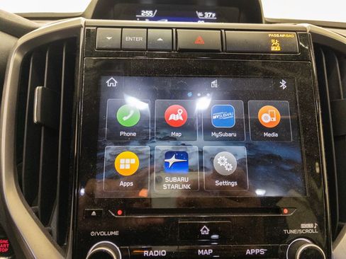 Used 2020 Subaru Ascent Limited w/ Technology Package image 19