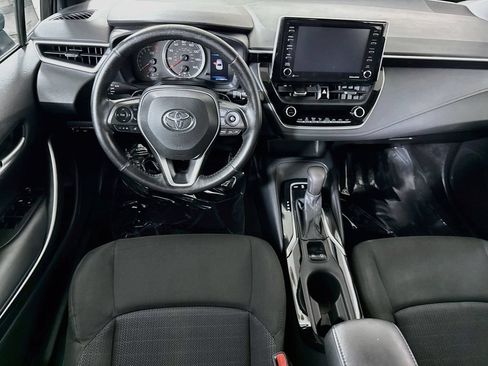 Used 2021 Toyota Corolla SE w/ Carpet Mat Package (TMS) FWD image 3