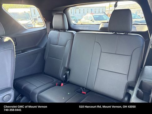 Used 2024 Chevrolet Traverse RS w/ LPO, Floor Liner Package AWD/4WD image 47