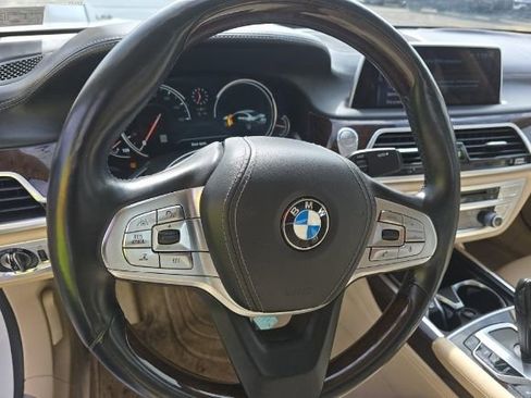 Used 2016 BMW 750i xDrive image 4