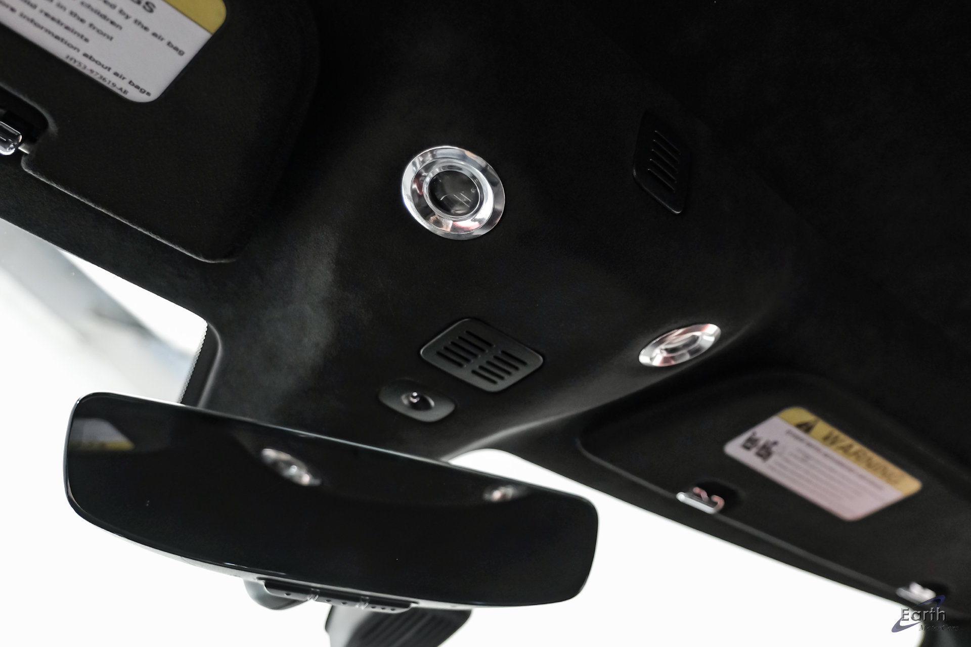Used 2021 Aston Martin DB11 Coupe RWD image 31