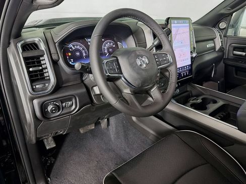 New 2026 RAM 2500 Laramie AWD/4WD image 9