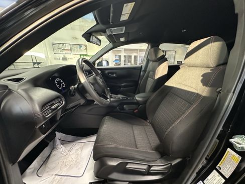 Used 2024 Honda HR-V Sport image 8