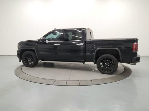 Used 2017 GMC Sierra 1500 Denali w/ Denali Ultimate Package AWD/4WD image 6