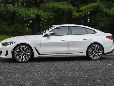 Used 2022 BMW 430i Gran Coupe w/ Parking Assistance Package RWD image 4