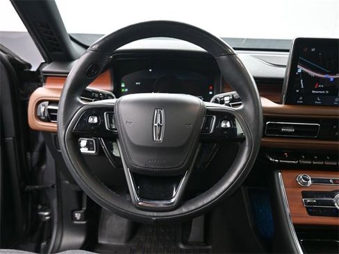 Used 2021 Lincoln Aviator Reserve w/ Equipment Group 208A image 32