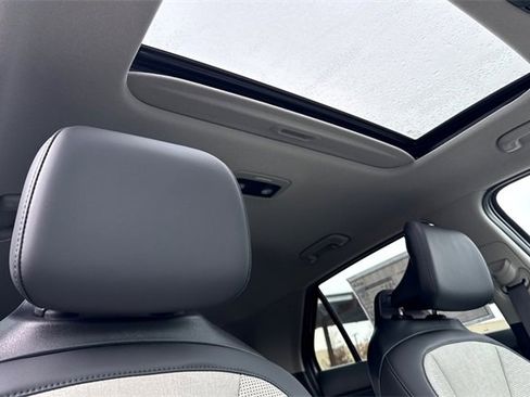 New 2026 Kia Niro SX image 20