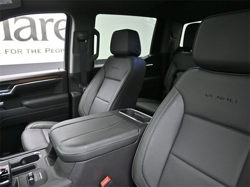 Certified 2025 GMC Sierra 1500 Denali w/ Denali Reserve Package image 16
