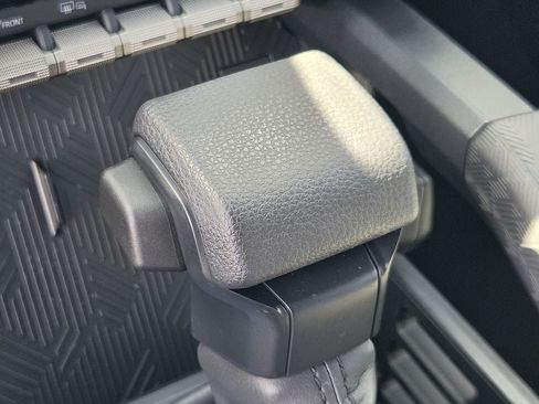 Used 2025 Toyota 4Runner SR5 RWD image 20