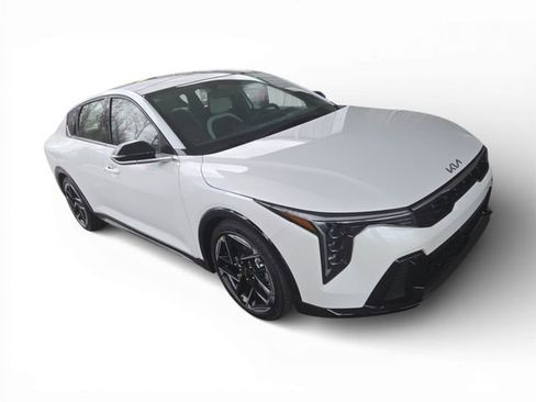 New 2026 Kia K4 GT-Line FWD image 13