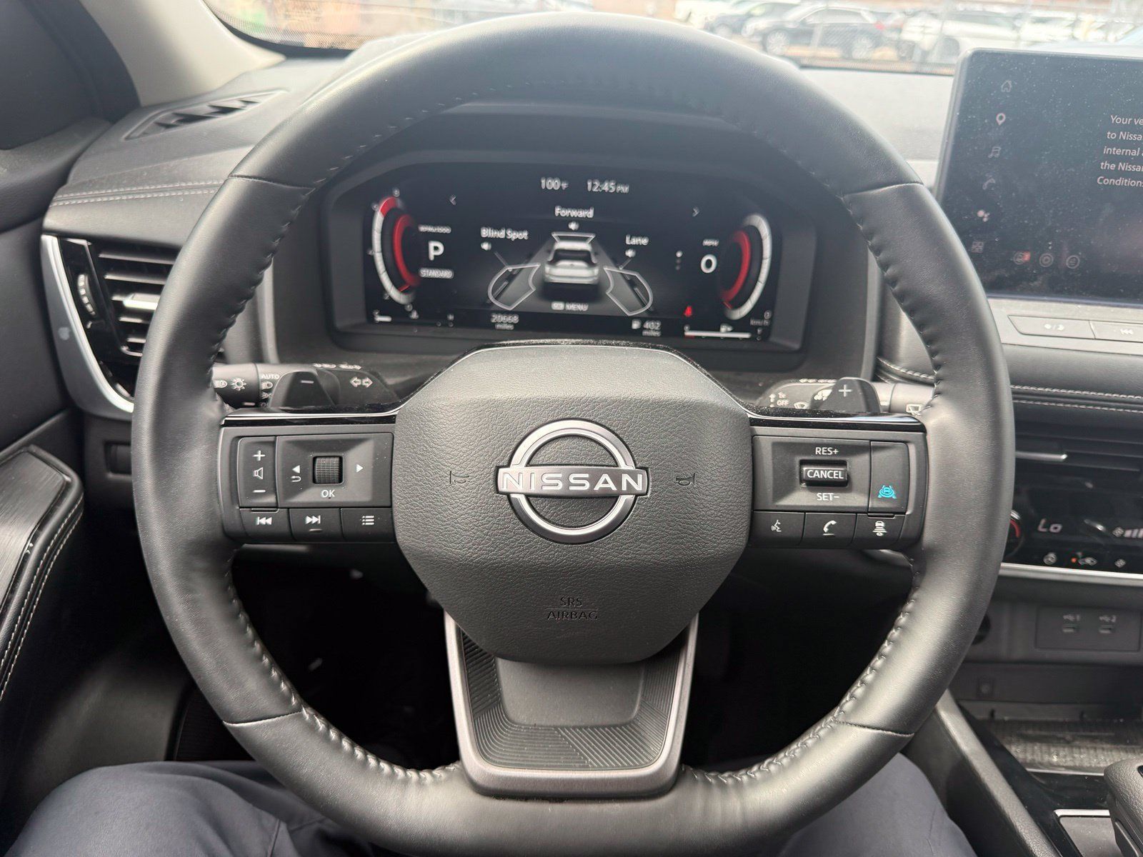 Used 2025 Nissan Rogue SL FWD image 16