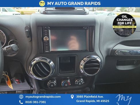 Used 2016 Jeep Wrangler Sport w/ Quick Order Package 23S image 28