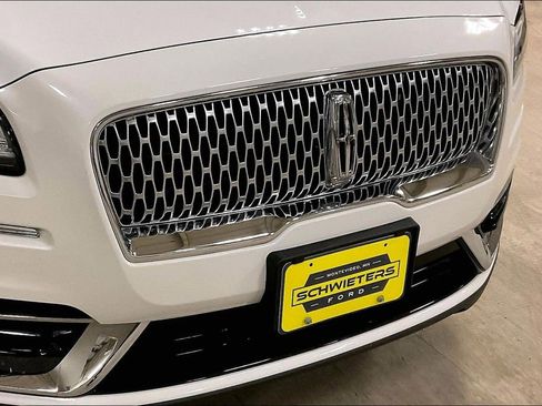 Used 2020 Lincoln Nautilus Reserve image 29