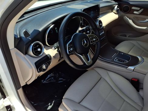 Used 2022 Mercedes-Benz GLC 300 image 16