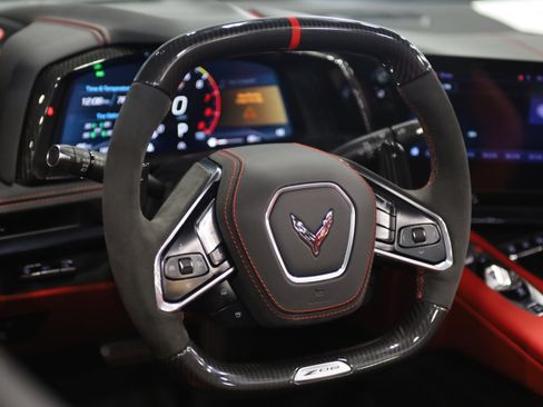 Used 2024 Chevrolet Corvette Z06 RWD image 29