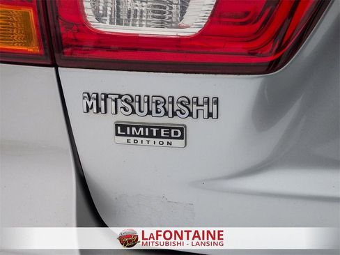 Used 2018 Mitsubishi Outlander Sport LE image 10