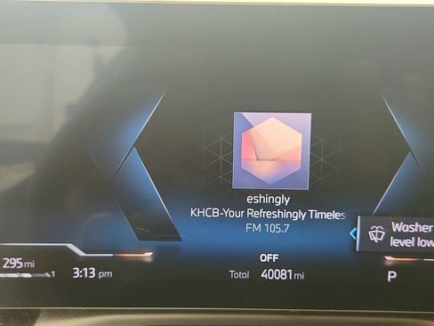 Used 2025 BMW 330i Sedan RWD image 17