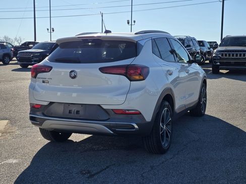 Used 2021 Buick Encore GX Essence w/ Advanced Technology Package image 8