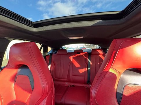 Used 2017 BMW X6 M image 19