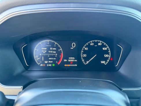 Certified 2025 Honda Pilot TrailSport image 21