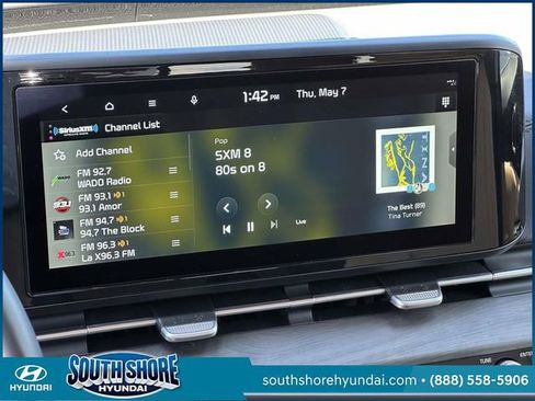 Used 2024 Kia Carnival EX FWD image 31