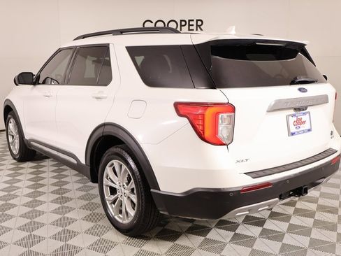 Used 2020 Ford Explorer XLT w/ Equipment Group 202A image 23