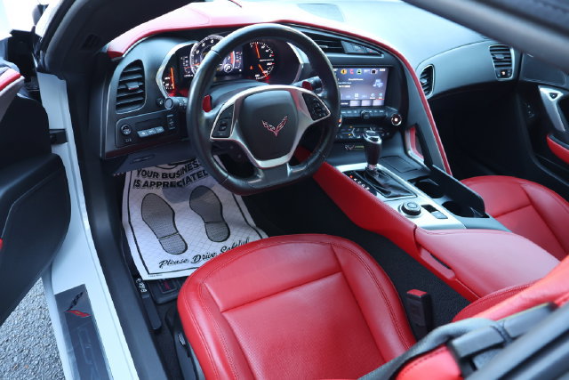 Used 2019 Chevrolet Corvette Stingray Convertible Z51 2LT RWD image 6