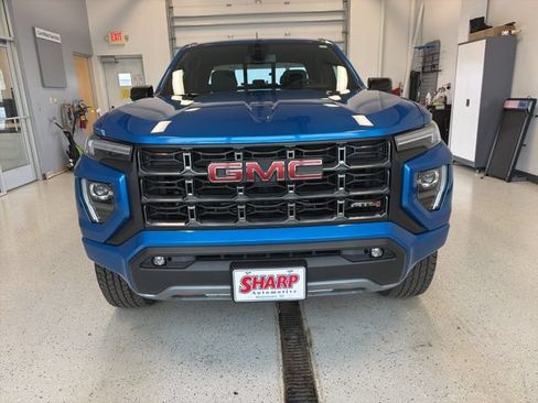Used 2023 GMC Canyon AT4 AWD/4WD image 4