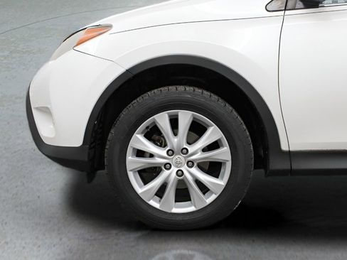Used 2014 Toyota RAV4 Limited FWD image 35