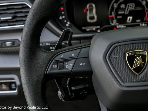Used 2024 Lamborghini Urus Performante image 37