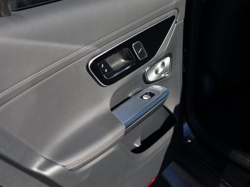 Used 2026 Mercedes-Benz GLC 300 4MATIC image 21
