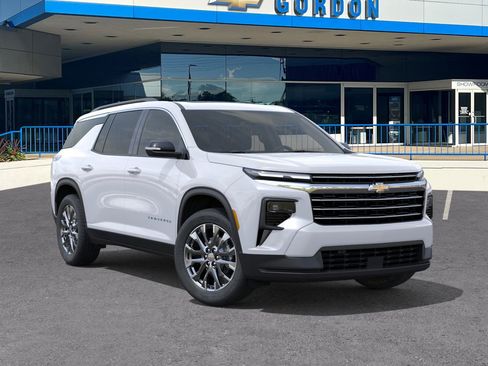New 2026 Chevrolet Traverse LT w/ Sun and Wheel Package image 7