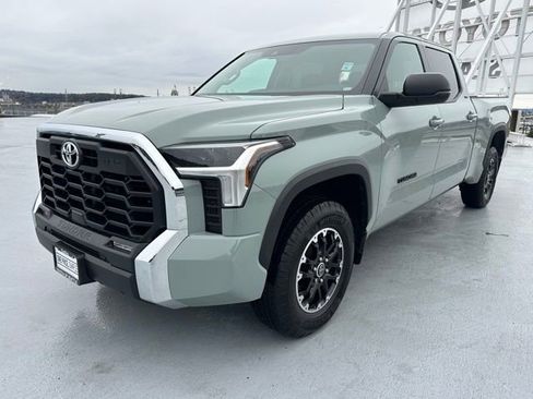 Used 2024 Toyota Tundra SR5 image 8