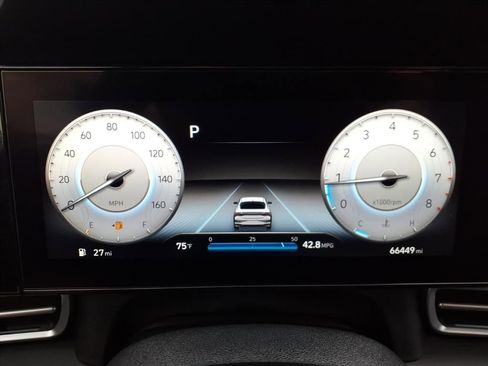 Used 2023 Hyundai Elantra Limited FWD image 24