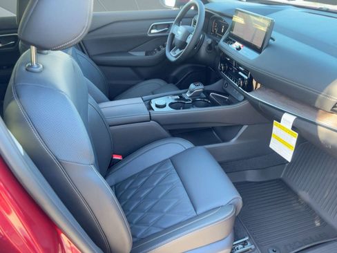 New 2026 Nissan Rogue Platinum w/ Platinum Premium Package image 31