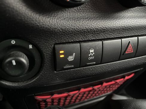 Used 2018 Jeep Wrangler Unlimited Rubicon image 5