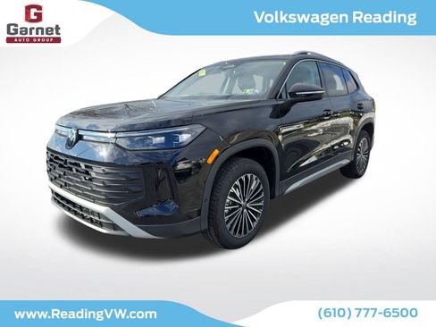 New 2025 Volkswagen Tiguan S image 1