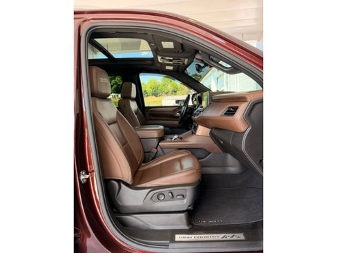 Used 2022 Chevrolet Tahoe High Country AWD/4WD image 19