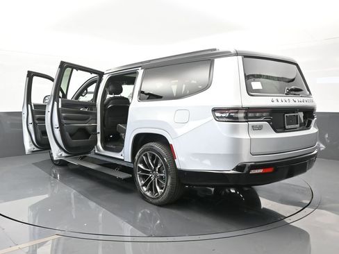 Used 2024 Jeep Grand Wagoneer L Series II w/ Quick Order Packagew 28T image 74