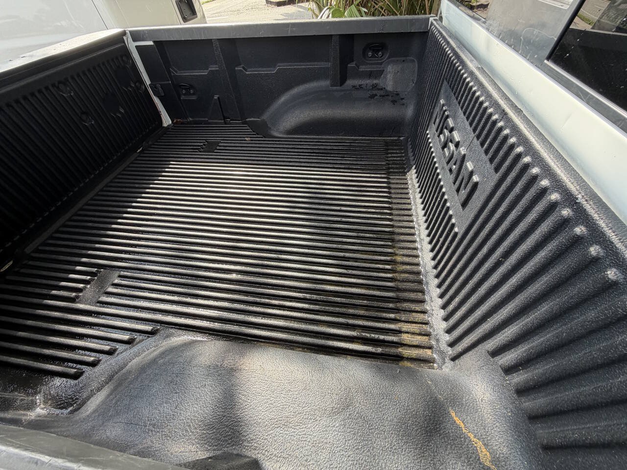 Used 2016 Nissan Frontier SV RWD image 16