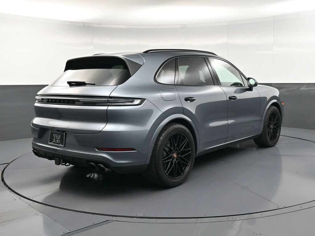 Certified 2026 Porsche Cayenne S AWD/4WD image 8