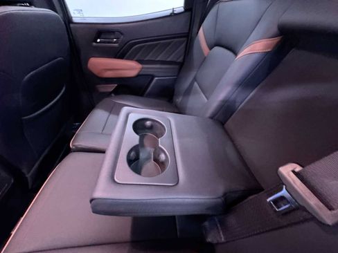 Used 2024 GMC Canyon AT4 w/ AT4 Premium Package image 38