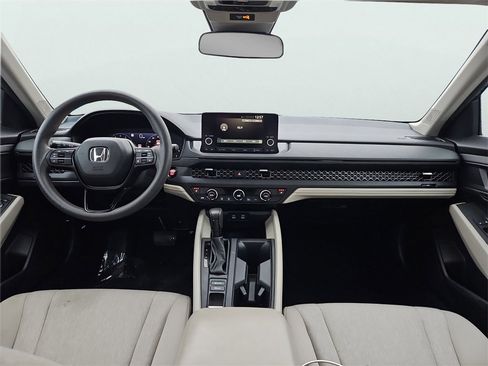 Certified 2023 Honda Accord EX image 11