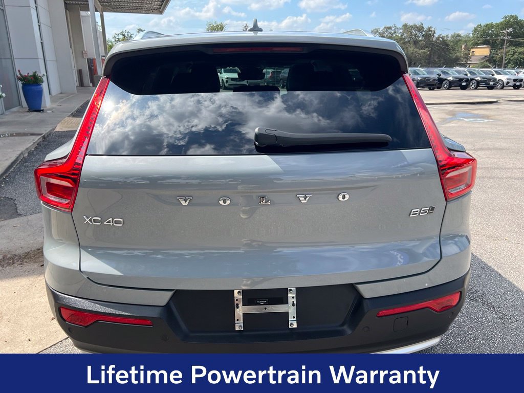 Certified 2024 Volvo XC40 B5 Plus w/ Protection Package Premier AWD/4WD image 6