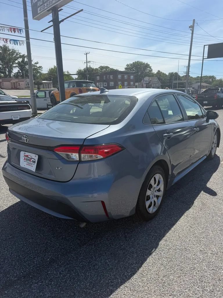 Used 2020 Toyota Corolla LE FWD image 6