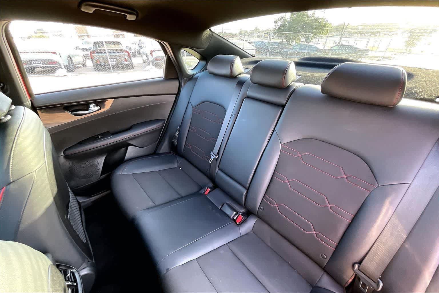 Certified 2023 Kia Forte GT FWD image 27